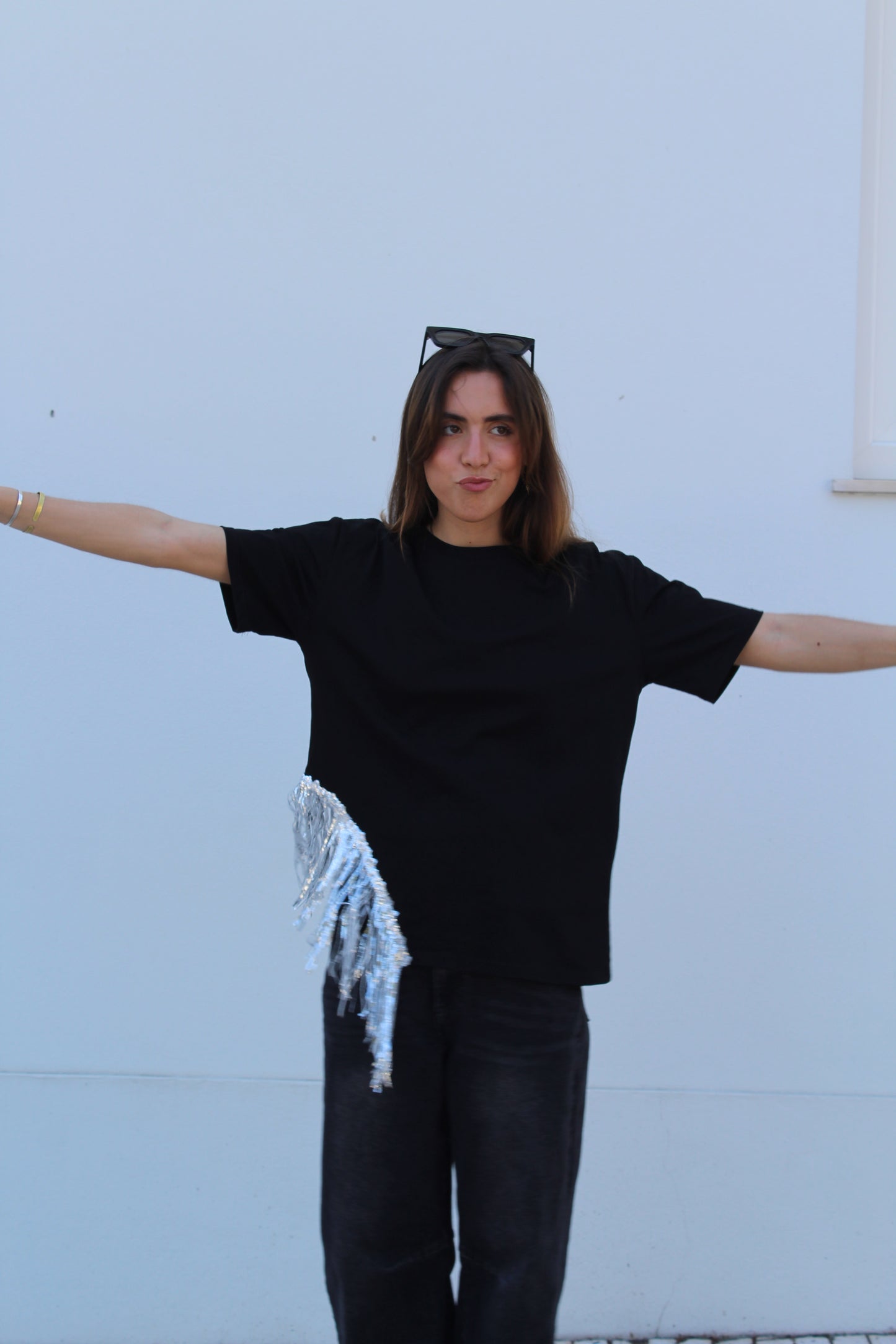 T-Shirt Preta c/Brilho