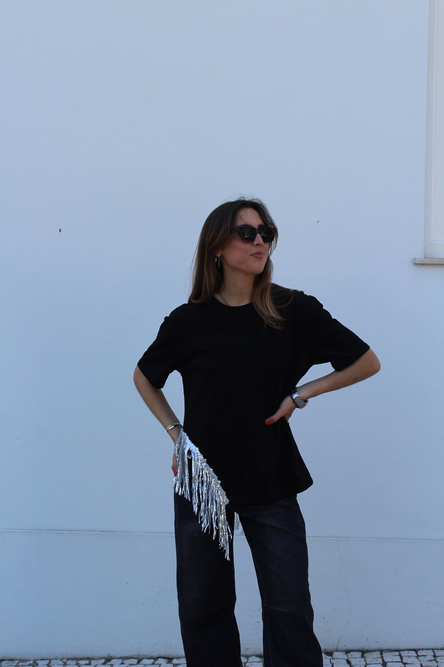 T-Shirt Preta c/Brilho
